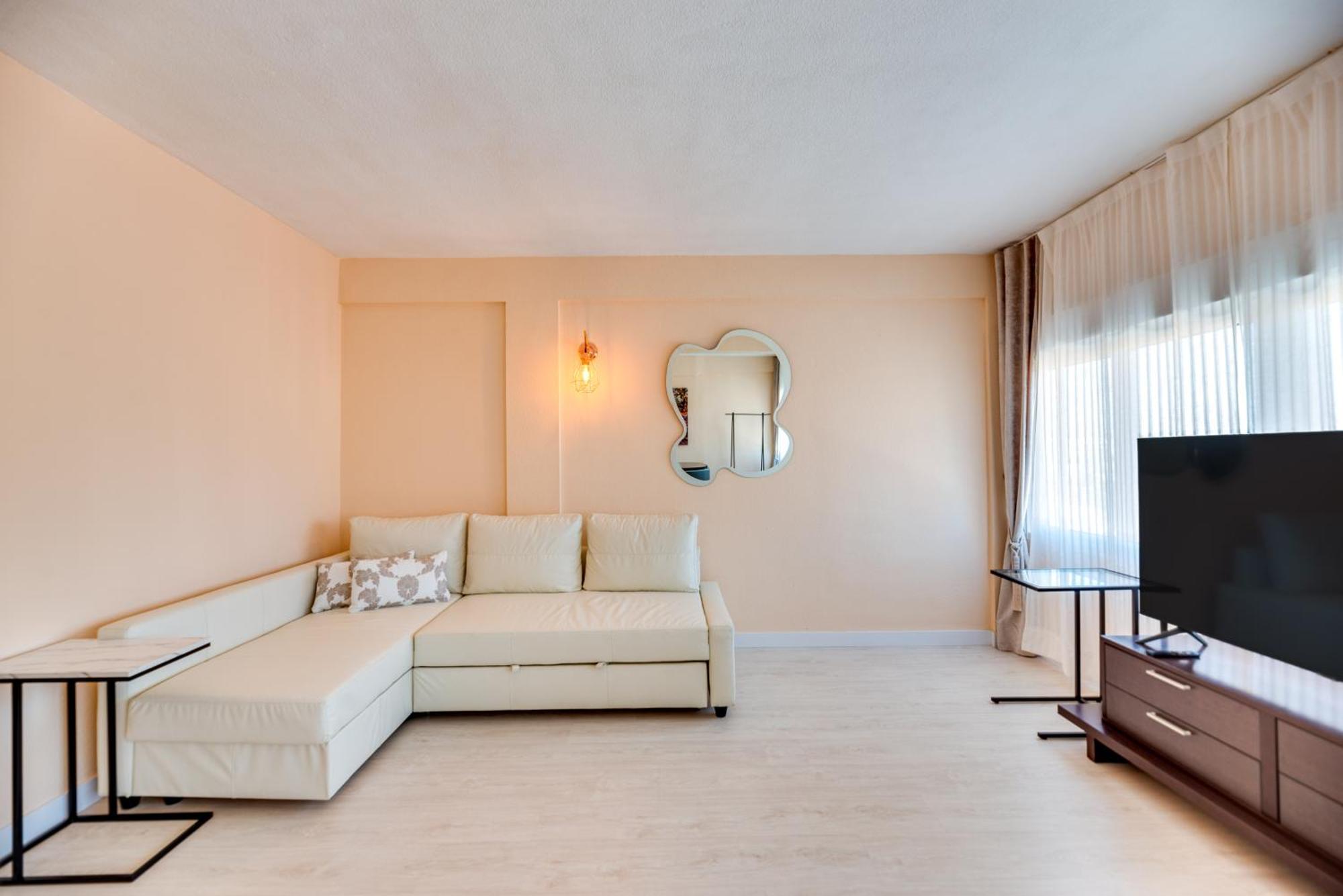 Apartamento Flamingo 1 Bdr Beach 200 Meters Always Happy Benalmádena Exterior foto